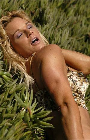 Muscularity Wild Blonde Bombshell on justmyfans.pics