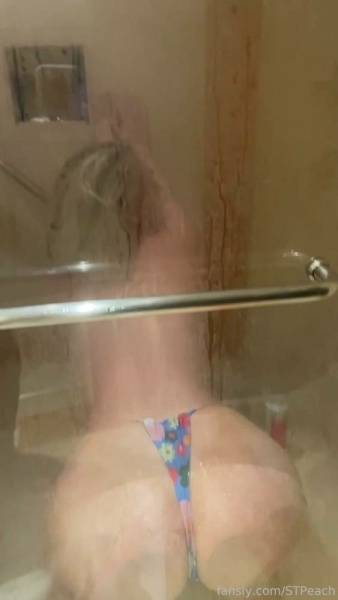 STPeach Topless Shower Ass Tease Fansly Video  on justmyfans.pics