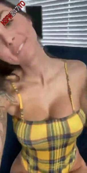 Dakota James tease & little play snapchat premium 2021/01/09 porn videos on justmyfans.pics