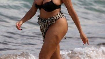 Afida Turner Flashes Her Nude Boobs in a Bikini in Miami Beach on justmyfans.pics