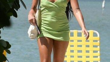Lourdes 1CLola 1D Leon Shows Off Her Curves While Relaxing by the Pool in Miami Beach on justmyfans.pics