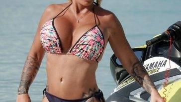 Katie Price Enjoys a Sunny Day on the Beach in Thailand - fapfappy.com - Thailand
