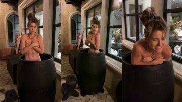 Amanda Cerny Topless Hand Bra Video Leaked on justmyfans.pics