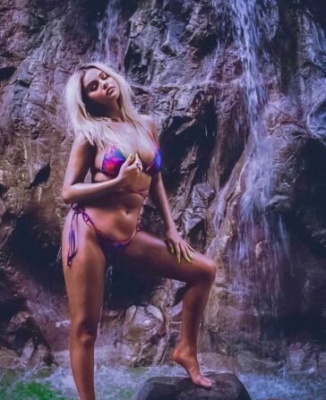 Selena Gomez Rare Bikini Modeling Set Leaked - Usa on justmyfans.pics