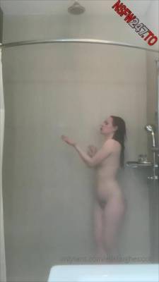 Ella Hughes having fun alone in the shower porn videos on justmyfans.pics