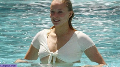 Sophie Turner caught in a bikini and wet flannel on justmyfans.pics