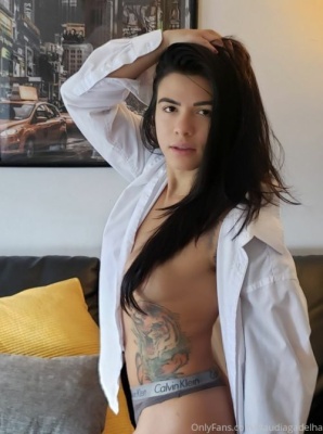 Claudia Gadelha OnlyFans Photos on justmyfans.pics