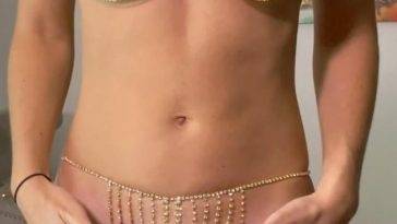Vicky Stark Nude Gold Metal Bikini Try On Video - fapfappy.com