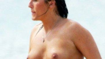 Fat Jessie Wallace Topless in the Caribbean on justmyfans.pics