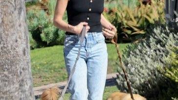 Braless Aubrey Plaza Takes Her Dogs Out For a Morning Walk on justmyfans.pics