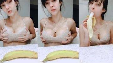 CinCinBear Nude Banana Blowjob Video  on justmyfans.pics