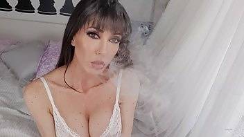 Sofia Star spanishstarx enjoy my first video in 4k vaping your face onlyfans xxx porn on justmyfans.pics
