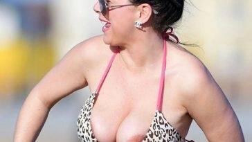 Fatty Simone Reed Nip Slip in Benidorm on justmyfans.pics