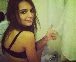 Emily Ratajkowski Washing Her Vagina - fapfappy.com