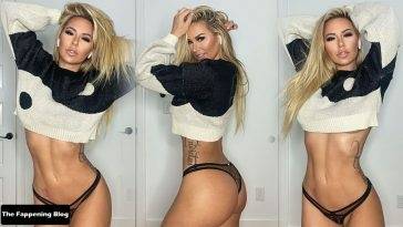 Kindly Myers Flaunts Gorgeous Ass in Lace Panties on justmyfans.pics