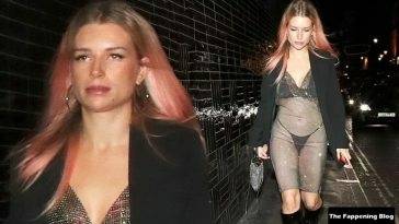 Lottie Moss Shows Everyone What She 19s Working With as She Attends Betsy-Blue English 19s Party - Britain on justmyfans.pics