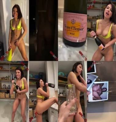 Adriana Chechik masturbation till squirt & drinking it snapchat premium 2020/03/22 on justmyfans.pics