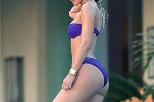 Kylie Jenner's First Thong Bikini Pics As An Adult - fapfappy.com