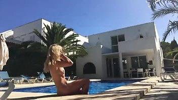 Rosa Brighid naked swimmingpool - OnlyFans free porn on justmyfans.pics