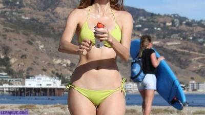Blanca Blanco showing cameltoe in a bikini on the beach on justmyfans.pics