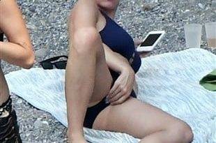 Katy Perry Caught Masturbating On The Beach In A Bikini - fapfappy.com
