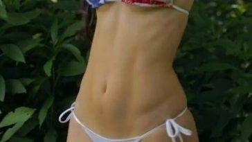 Erin Olash Bikini Photoshoot Video Leaked on justmyfans.pics