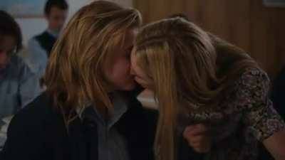 Love to stroke to lesbian Chloe Grace Mortez on justmyfans.pics