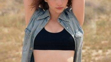 Emily Rudd Sexy on justmyfans.pics