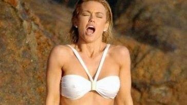 Kelly Carlson Plays in the Ocean Like a Whore - fapfappy.com - county Ocean