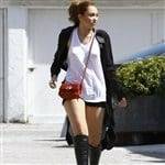 Miley Cyrus Braless Candid Pics on justmyfans.pics