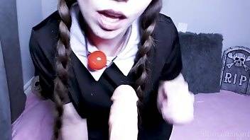 Lilcanadiangirl - Wednesday Adams Wants Your Cum (Manyvids) on justmyfans.pics