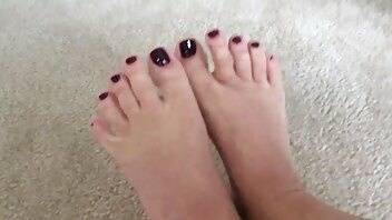 Lauranvickers foot fetish xxx porn video on justmyfans.pics
