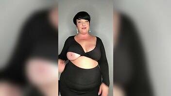 Hourglassmama oh this dress is just too funny sexy confusing dangerous xxx onlyfans porn on justmyfans.pics