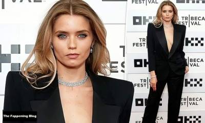 Abbey Lee Kershaw Flashes Her Nude Tits at the 2022 Tribeca Film Festival on justmyfans.pics