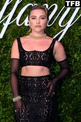 Braless Florence Pugh Looks Hot at The House of Tiffany & Co Vision and Virtuosity Exhibition in London - fapfappy.com - city London