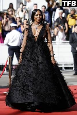 Naomi Campbell Displays Her Tits at the 75th Annual Cannes Film Festival on justmyfans.pics