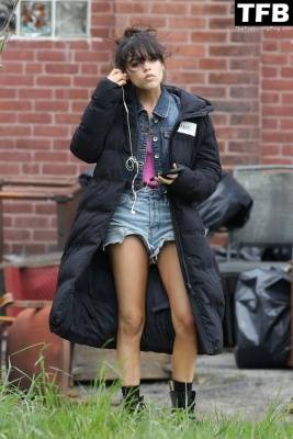 Leggy Jenna Ortega is Spotted in Short Shorts on the Set of 1CFinest Kind 1D on justmyfans.pics