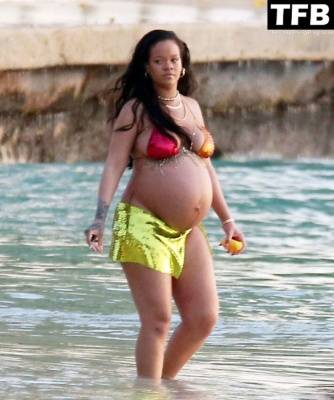 Rihanna Enjoys a Day on the Beach in Barbados (48 New Photos) - Barbados on justmyfans.pics