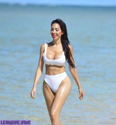 Leaked Farrah Abraham Relaxing In Sexy Bikini On Wavi Island In Fiji - Fiji on justmyfans.pics