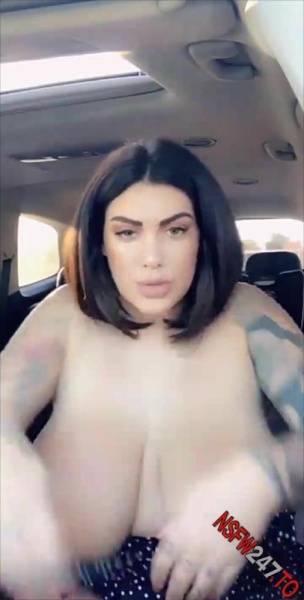 Ana Lorde masturbation in car snapchat premium 2019/12/10 on justmyfans.pics