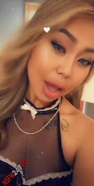 Planesgurl hotel room show snapchat premium 2020/08/01 on justmyfans.pics