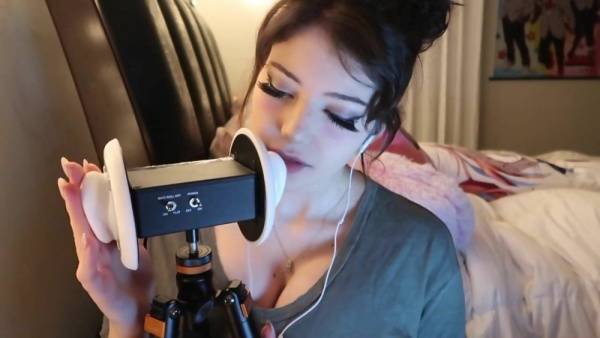 Jinx ASMR Relaxing Heavy Breathing and Ear Rubbing Video on justmyfans.pics