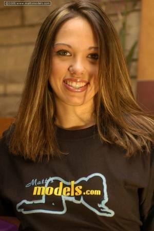 First timer Jordan covers up her naked pussy with a T-shirt she just doffed - Jordan on justmyfans.pics