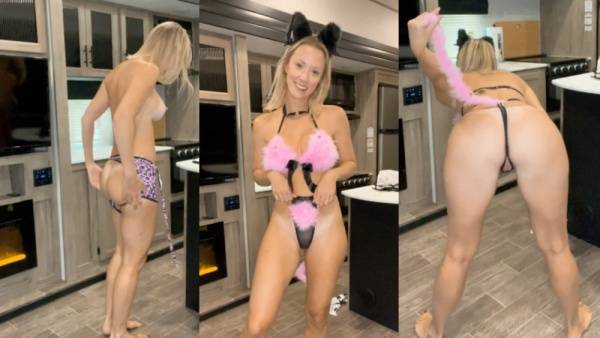 Vicky Stark Sexy Costume Try On Haul Video  on justmyfans.pics