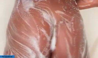 Amazing Kayyy Bear Nude Shower Video  on justmyfans.pics