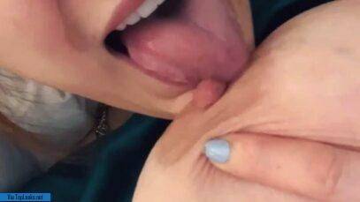 Tessa Fowler Nipple Sucking OnlyFans Video Leaked nudes on justmyfans.pics