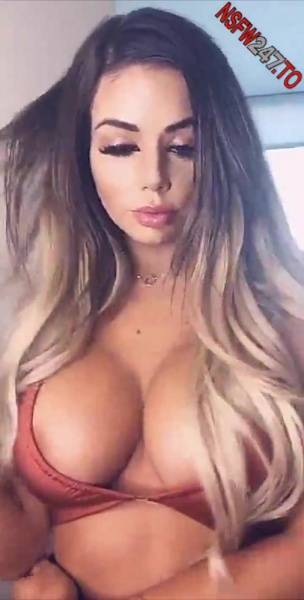 Juli Annee outfit tease snapchat premium xxx porn videos on justmyfans.pics