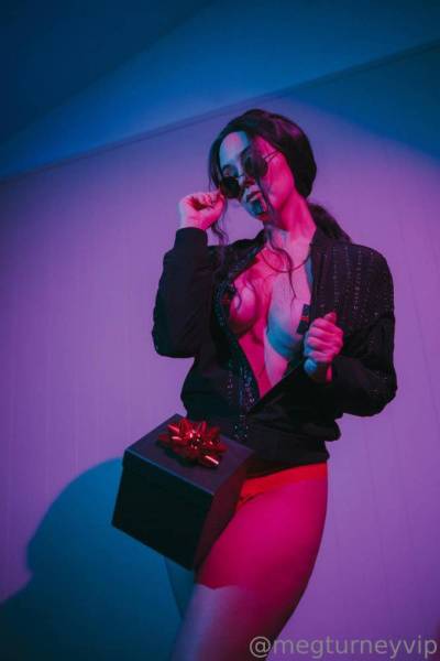 Meg Turney Dick In A Box Onlyfans Set Leaked on justmyfans.pics