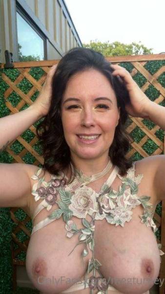 Meg Turney Nude Flower Lingerie Bonus Onlyfans Video Leaked on justmyfans.pics