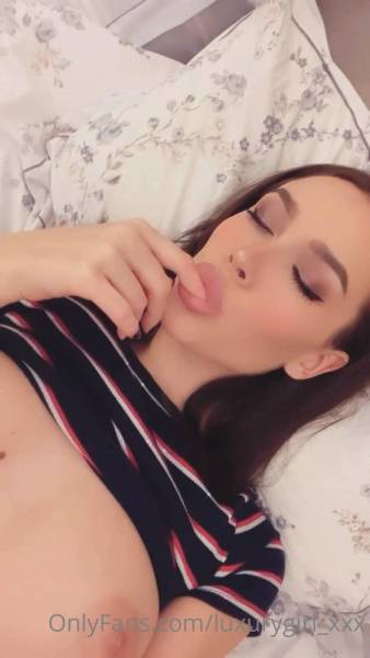 Luxury Girl Nude Masturbation Selfie OnlyFans Video Leaked - Russia on justmyfans.pics